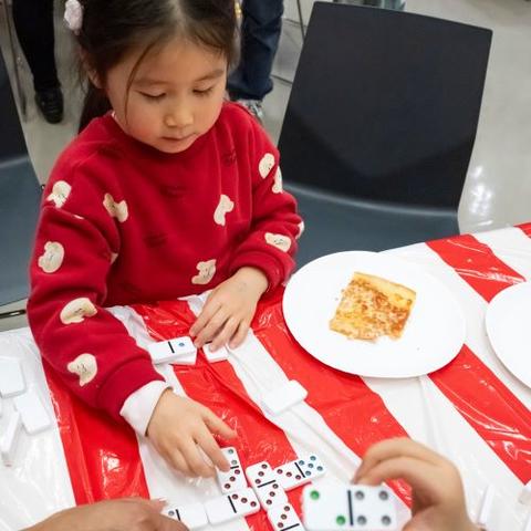 girl-playing-at-table