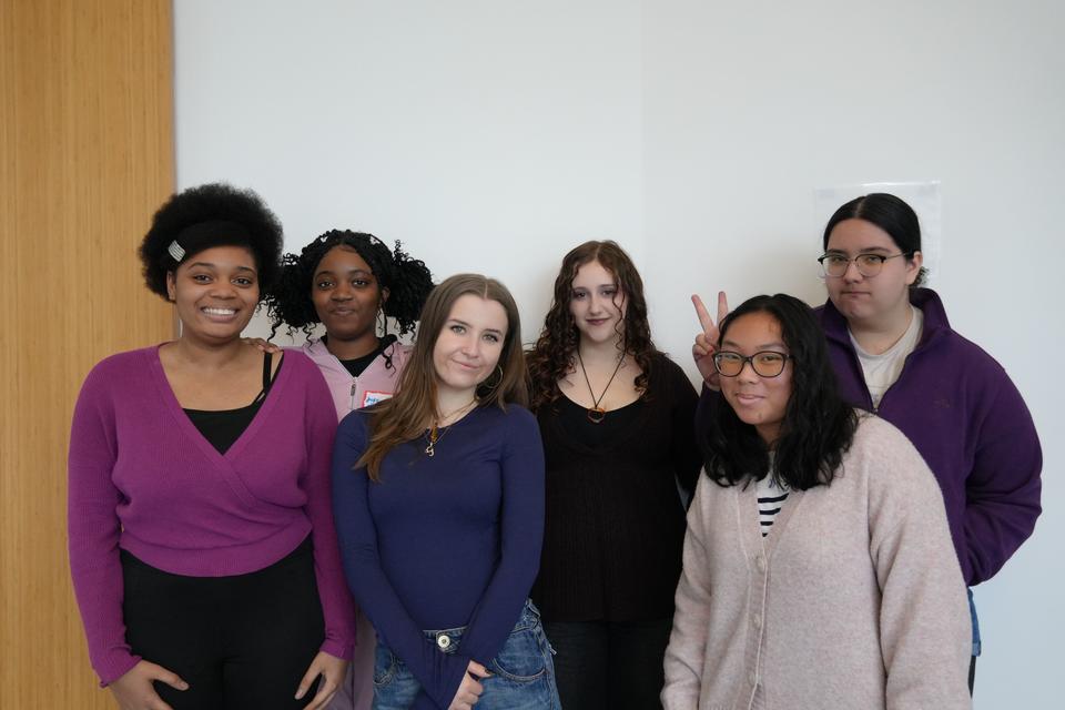 Group of teen art participants 